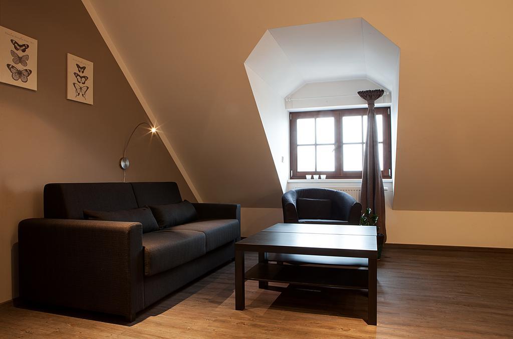 Hotel Koruna Chlumec nad Cidlinou Luaran gambar